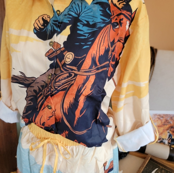 Cowboy Set - Picture 2 of 2